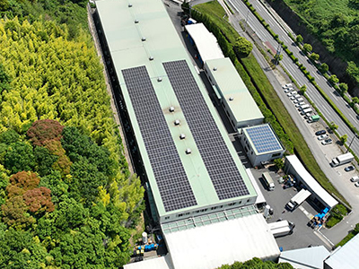 横山興業大見工場の屋根の写真